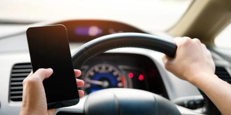 経営者のマイカー通勤に潜むリスク。きちんと対策を講じて安全運転！