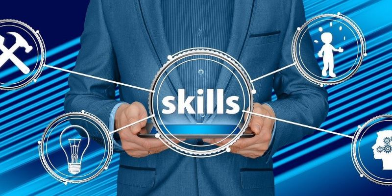 コンピテンシーは「実在型」「理想型」のハイブリッドで考える