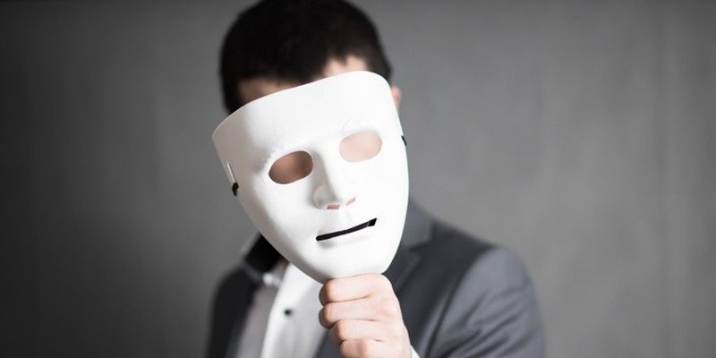 経歴詐称や犯罪歴の秘匿をした社員が入社してきたらどうする？